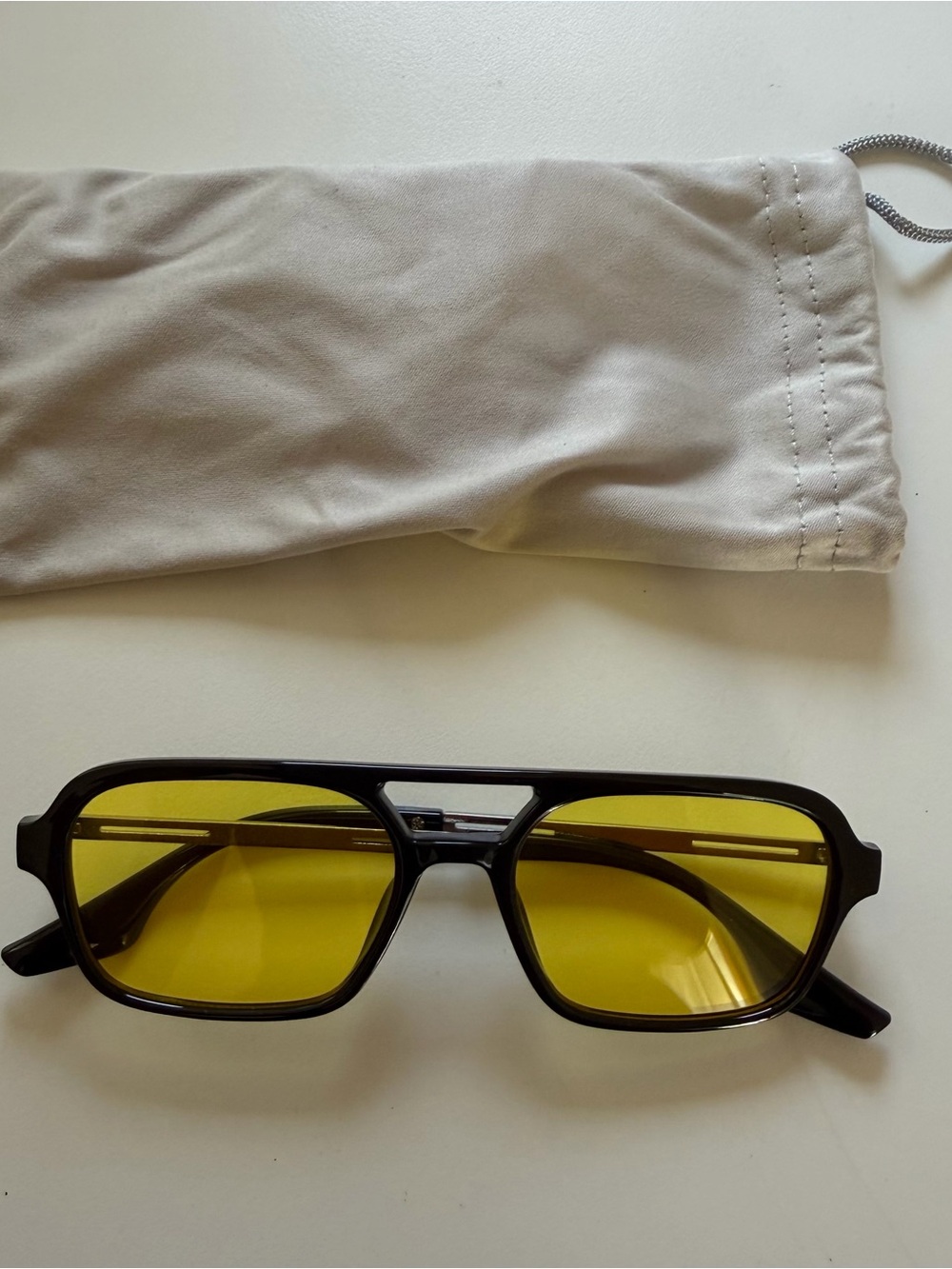Black Frame Yellow Lens Sunglasses